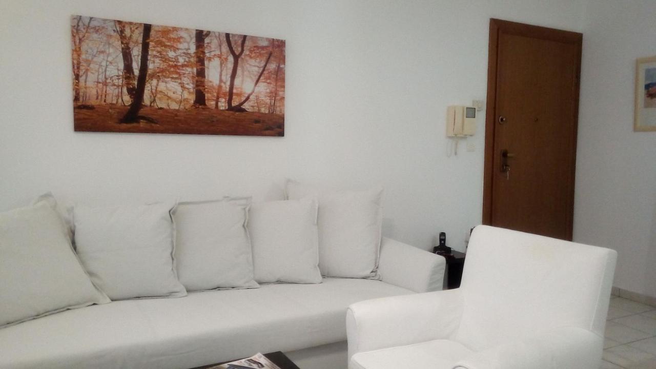 Suite Home Athen Eksteriør billede